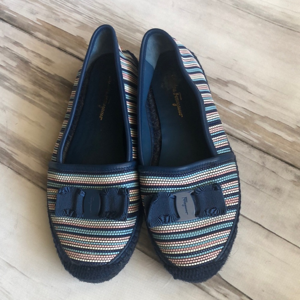 SALVATORE FERRAGAMO Emiline Gancini Woven Espadrille Flat / size 8